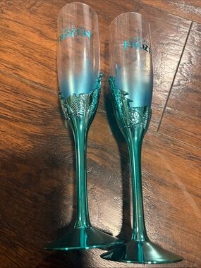 Disneyland PARIS World of FROZEN Teal Champagne Flutes - Set of 2 (exclusive)